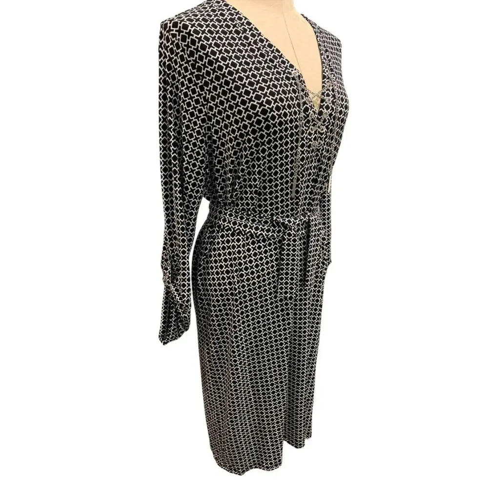 Size 1X Michael Kors Black White Belted Dress Chain Lace Up Neckline